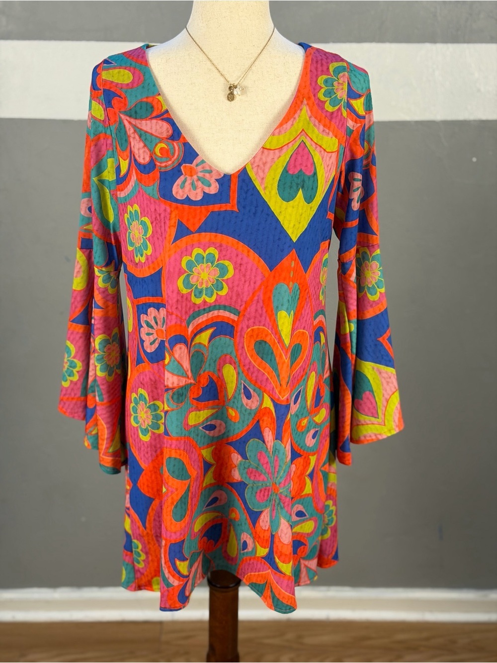 Judith March Bright Multicolor Floral & Heart Print V-Neck Tunic